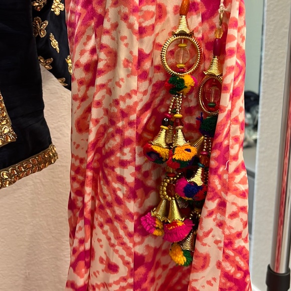 Chaniya choli..blue and pink lehenga with orange duputta..Indian clothing.. - Picture 7 of 9